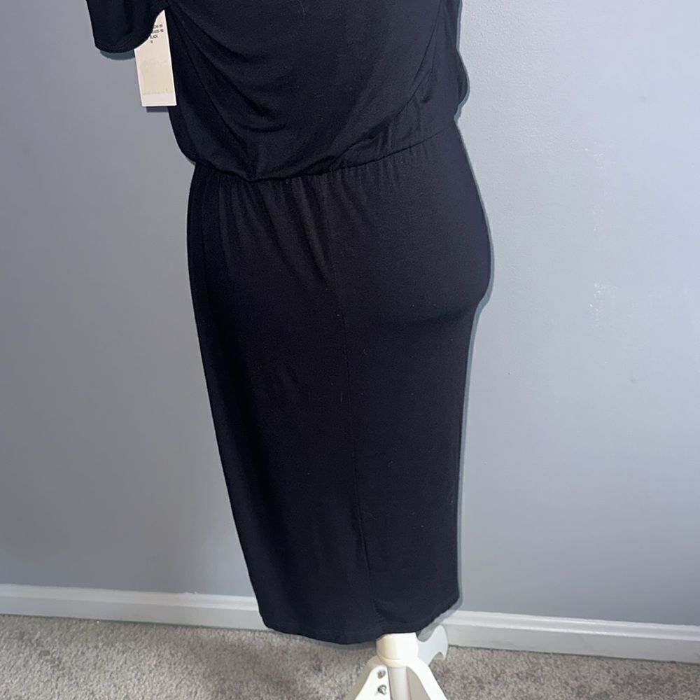 đ„Robertâ
RodriguezâDress! - Picture 7 of 12